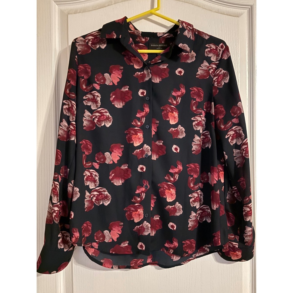 Banana Republic Women Small‎ Black Burgundy Floral Button Down Blouse Romantic